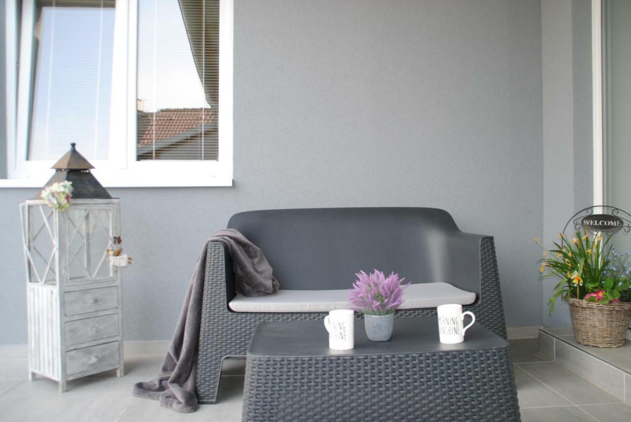 Апартаменты Apartman U Lesa Ratiskovice Экстерьер фото